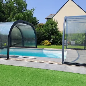 Villa Bord De Avec Piscine Et Jacuzzi, Pénestin